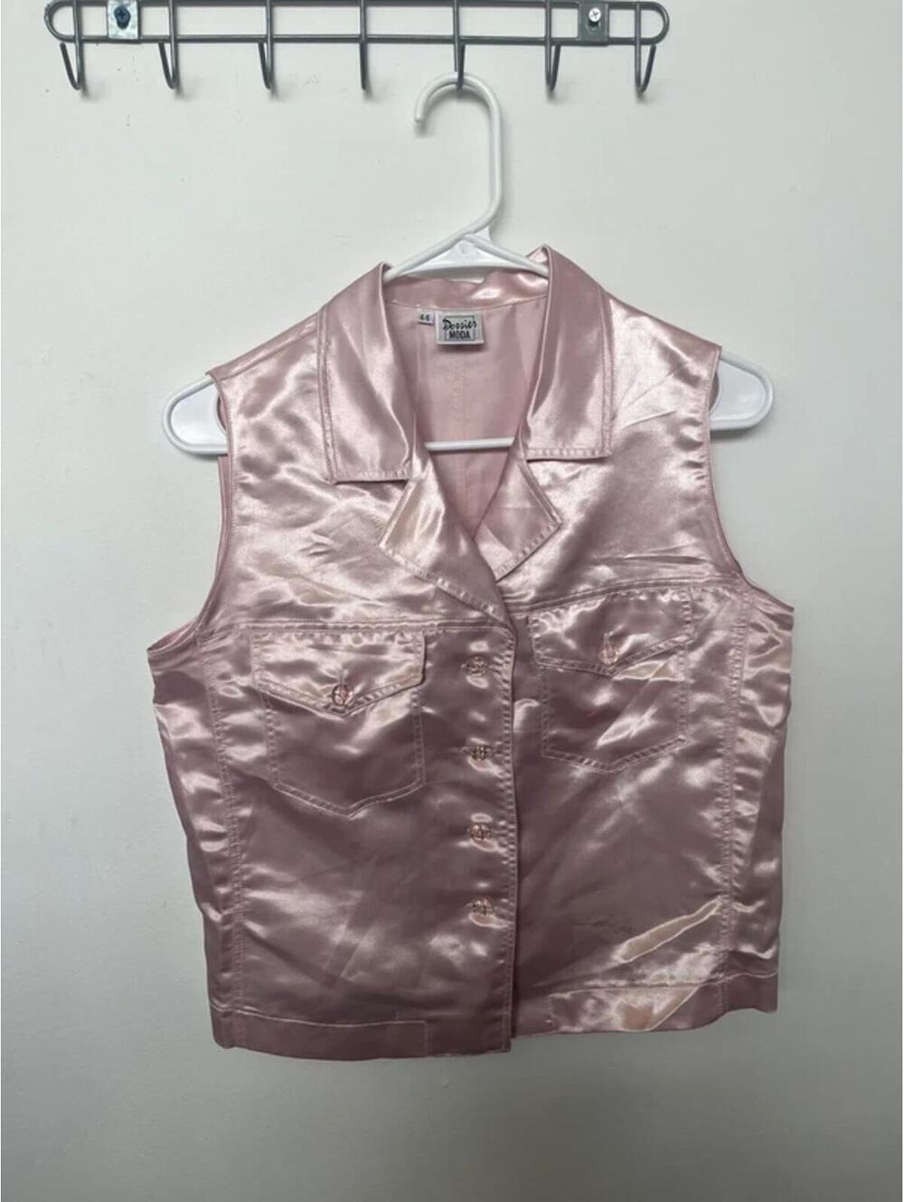 Italian vintage pink button up tank crop blouse Barbie core
